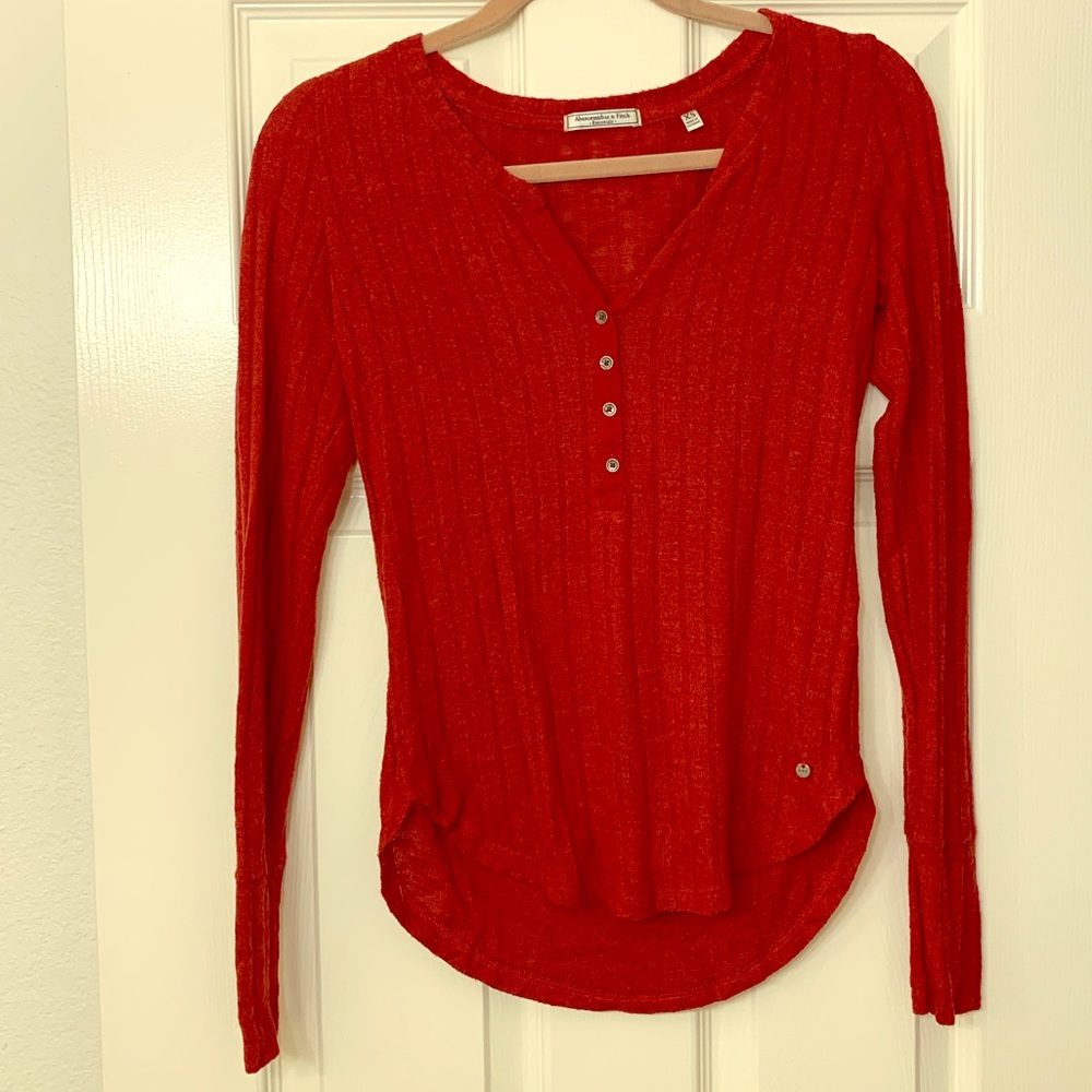 Soft Abercrombie and Fitch Henley